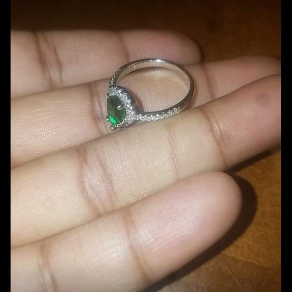 Green Emerald silver ring